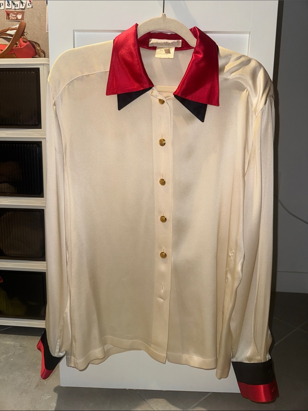 Esacada RARE • Vintage Silk Women’s Top Italian 40 - M/L Ivory, Red, Black, Gold